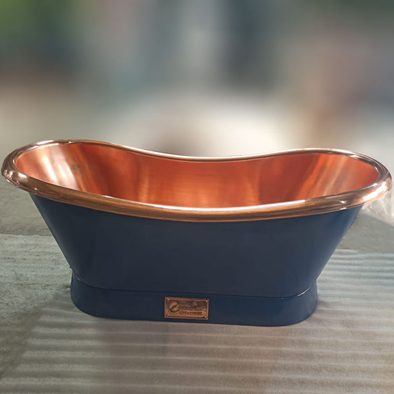 Slanting Base Copper Bathtub Copper Interior & RAL5022 Night Blue Exterior