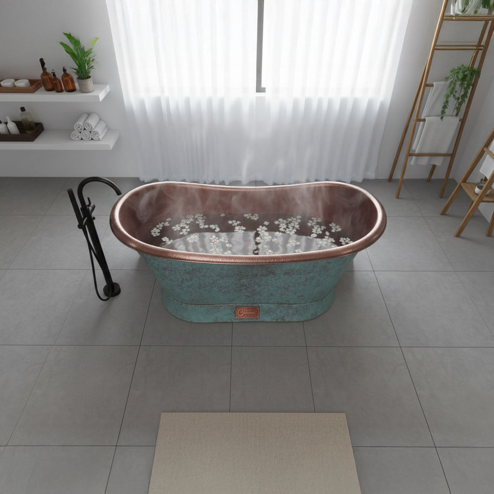 Slanting Base Copper Bathtub Hammered Antique Copper Interior & Patina Exterior Finish