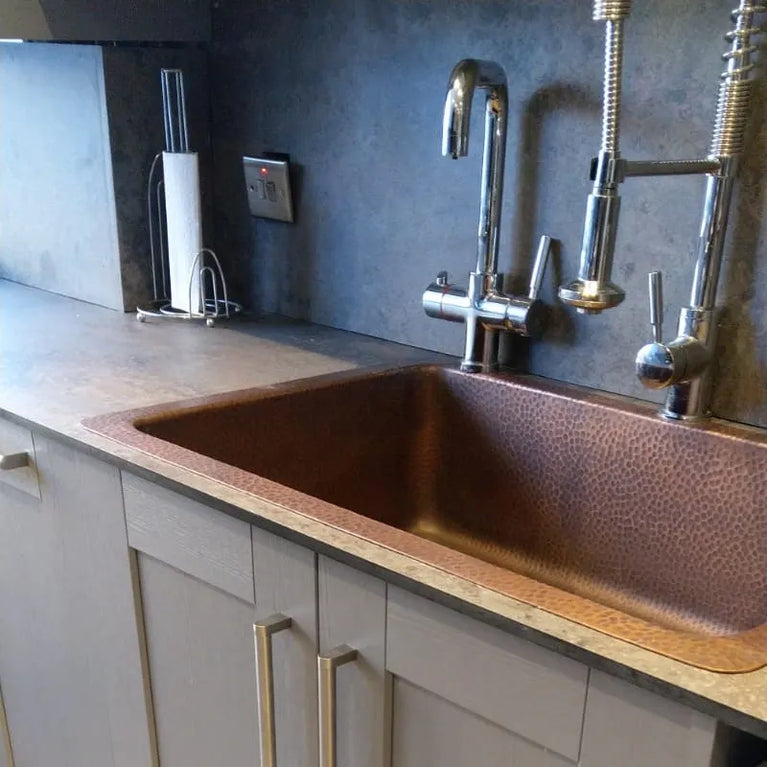 Single Bowl Single Wall Hammered Copper Kitchen Sink (without front apron)