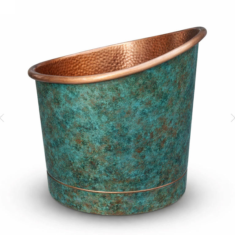 39-Inch Japanese Soaking Copper Bathtub Hammered Antique Copper Interior Blue-Green
