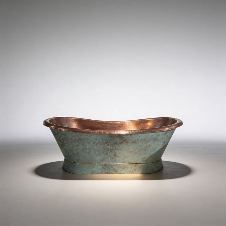 Slanting Base Copper Bathtub Hammered Antique Copper Interior & Patina Exterior Finish