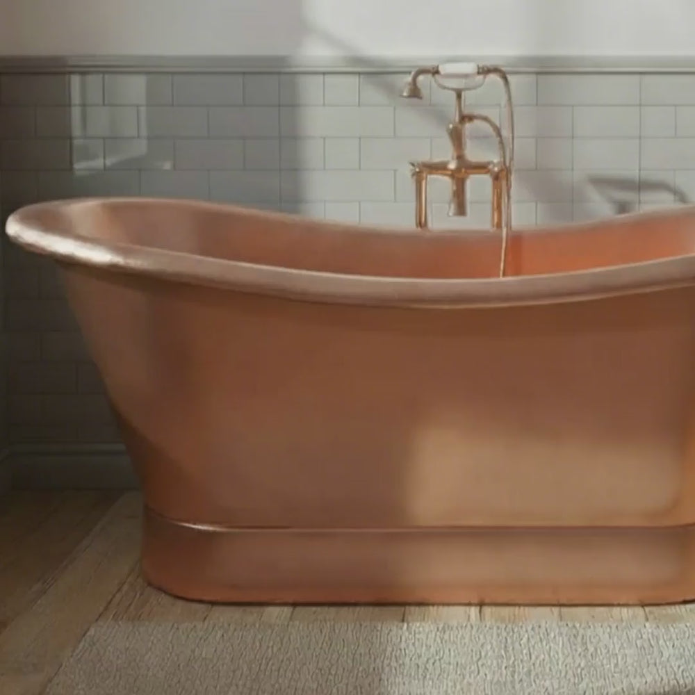 Slanting Base Copper Bathtub Full Shining Copper Finish