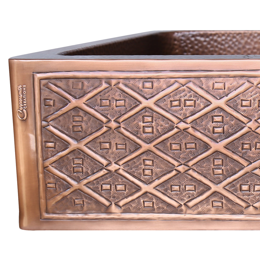 https://coppersmithcreations.com/cdn/shop/products/Single-Bowl-Two-Squares-in-one-Square-Pattern-front-apron-Copper-Kitchen-Sink-02-1_1000x.jpg?v=1662018561